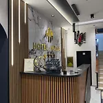 Molla Restorant Hotel