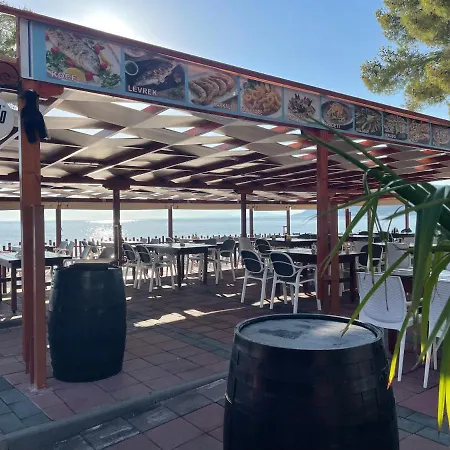 Molla Restorant