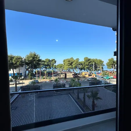 Molla Restorant Ξενοδοχείο *