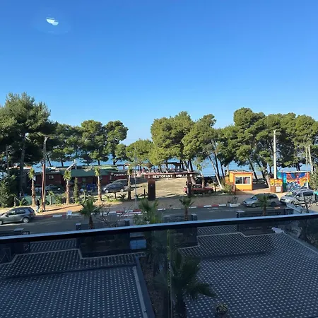 Molla Restorant * Shëngjin