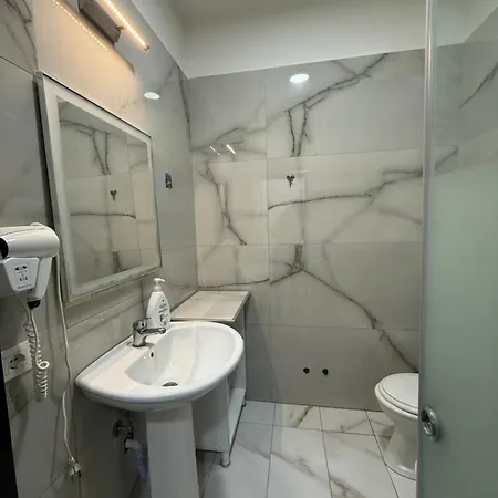 Отель Molla Restorant Шенджин