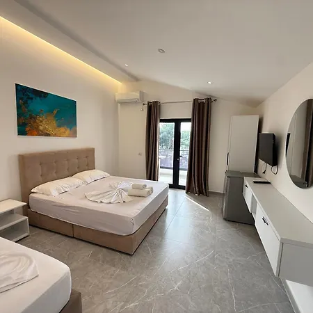 Molla Restorant Shëngjin