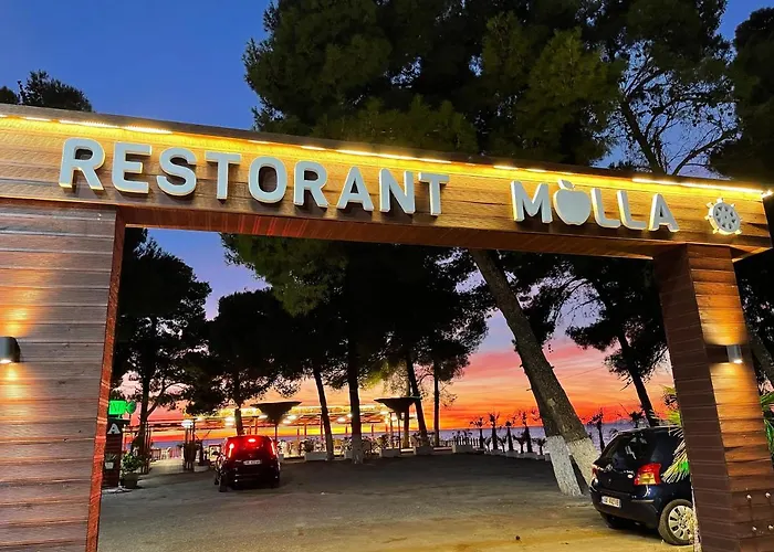 Molla Restorant * Shëngjin