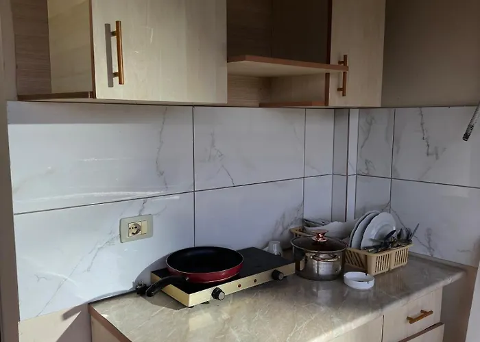 Molla Restorant Hotel Shëngjin