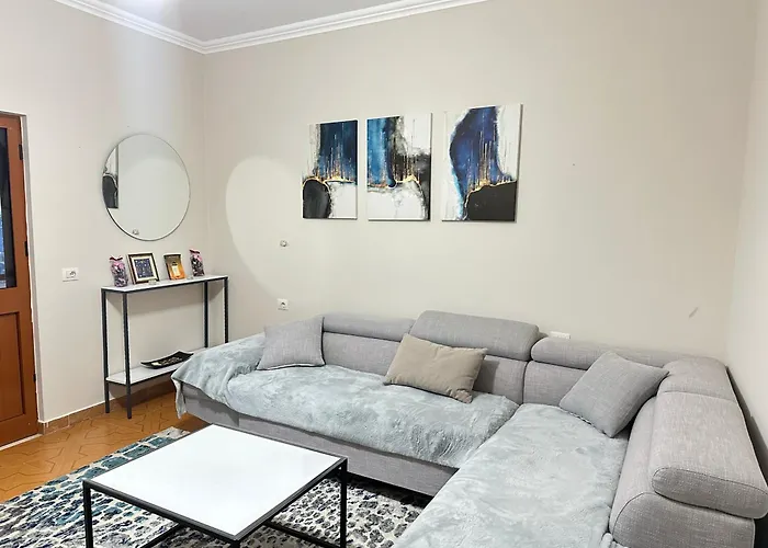 Molla Restorant Hotel Shëngjin