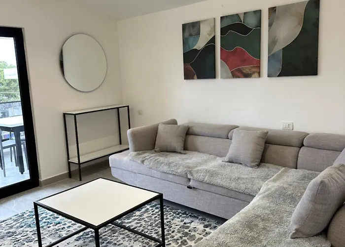 Molla Restorant Hotel