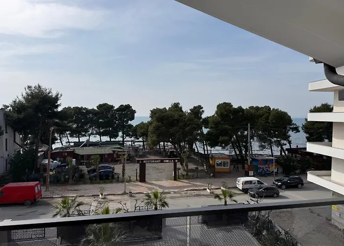 Molla Restorant Hotel *